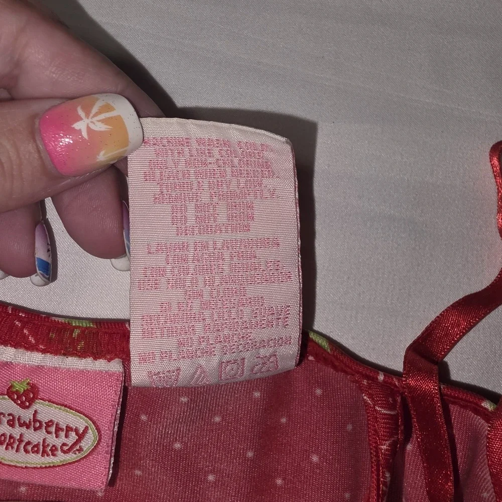 Vintage 2005 Strawberry Shortcake Girls Swim‎ Top Berry Fun Red Size 6 READ